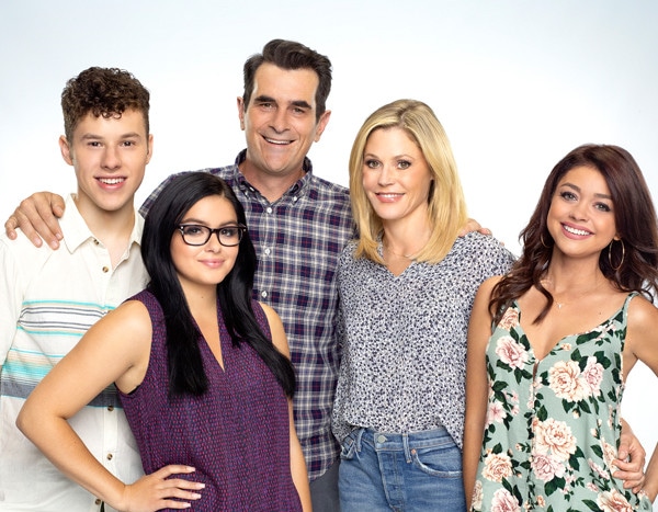Modern Family Cast Starts Their Emotional Farewell With Final Table Read